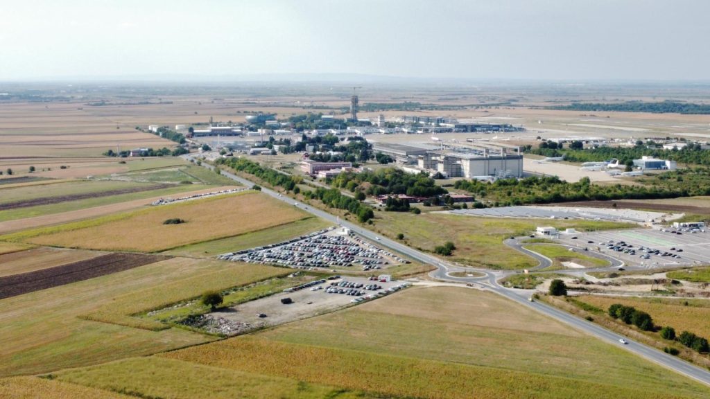 novi parking na aerodromu