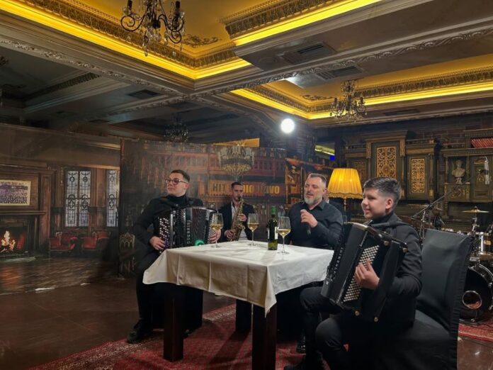 Nenad Manojlović Doček Nove godine