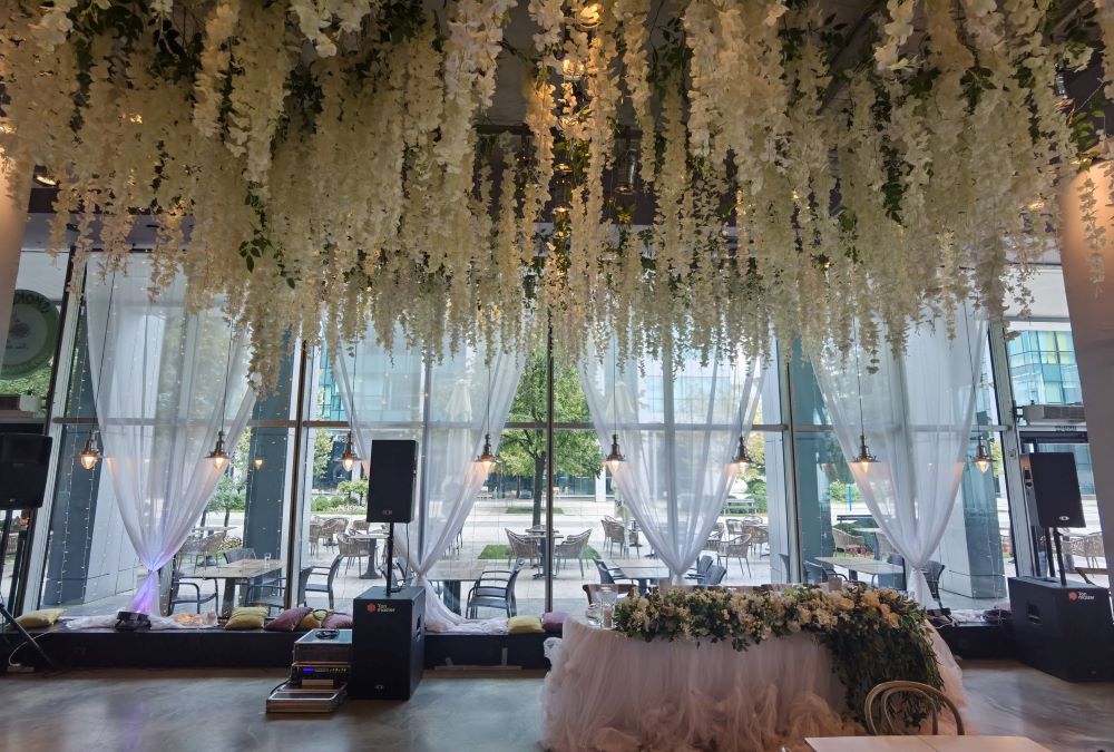 Iznajmljivanje ozvučenja i rasvete – rešenje za nezaboravne proslave