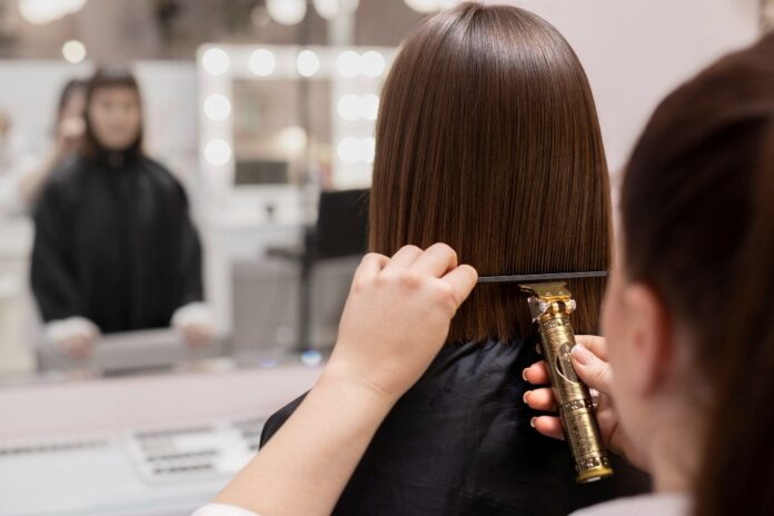 Kurs za frizera - da li je prethodna edukacija važna i potrebna?