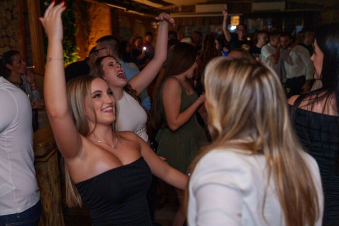 Barberi Novi Beograd – Kafana koja zna vaše ime i omiljenu pesmu