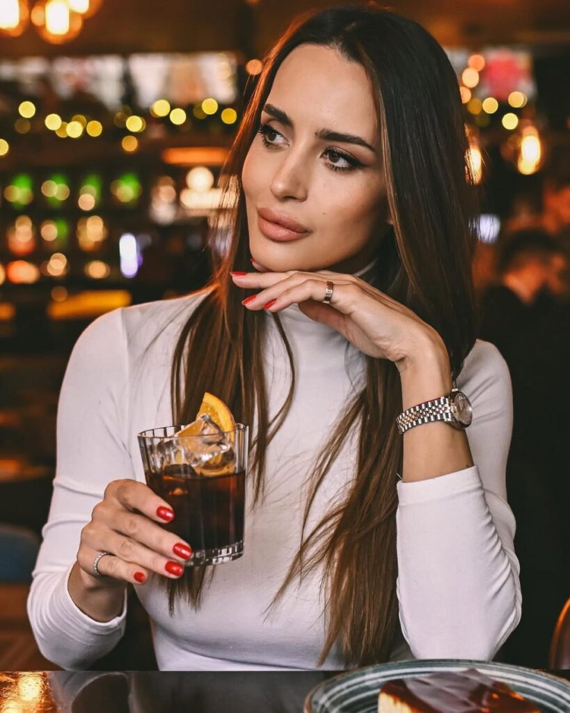 Uvek je pravo vreme za dobar koktel! Le Petit Bistro Vračar – mesto gde izlazak dobija bolji ukus