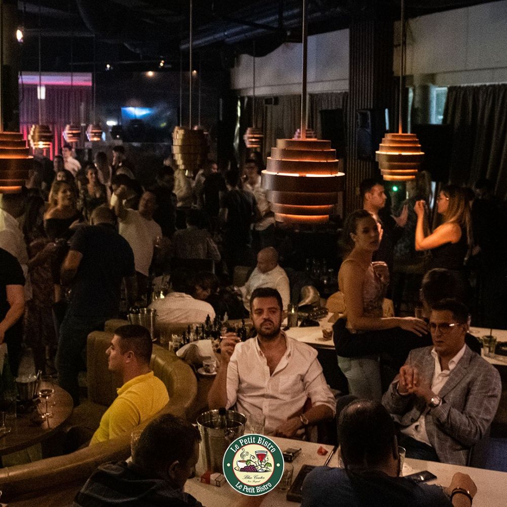 Svetsko prvenstvo u fudbalu u Le Petit Bistro Blue Centru – navijanje, druženje i večeri koje se pamte