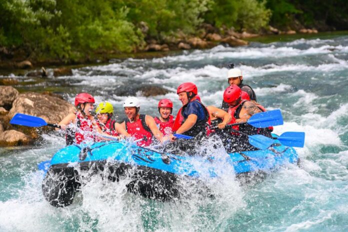 Posebna ponuda za rafting na Tari – prvi avgustovski vikend u Rajskoj rijeci uz 10% popusta